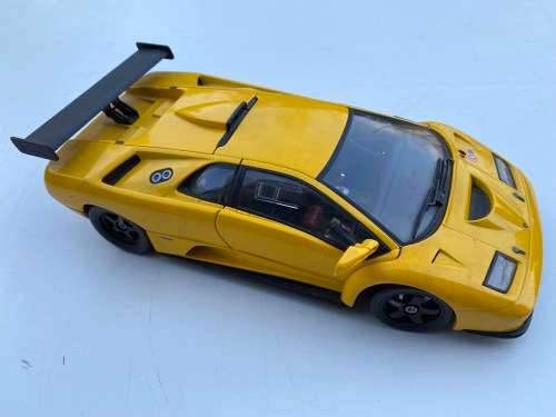 Lamborghini Diablo GTR (Hot Wheels 1:18)
