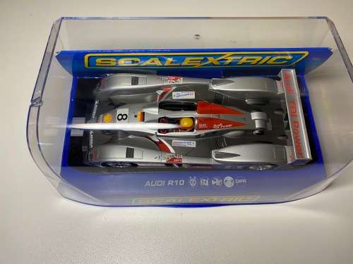 Audi R10 Le Mans 2006 (Scalextric 1:32 used in box)