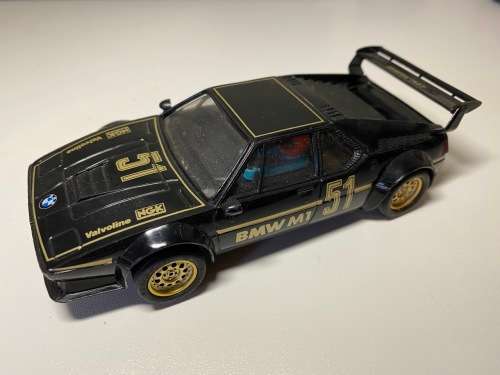 BMW M1 (Scalextric 1:32 - used with box)