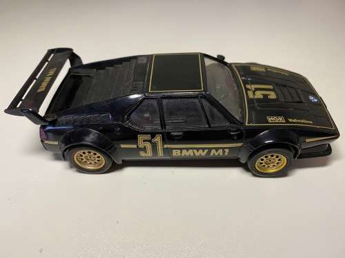 BMW M1 (Scalextric 1:32 - used with box)