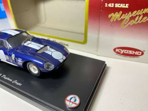 Cobras Daytona Coupe - Kyosho `Museum Collection` 1:43 in box