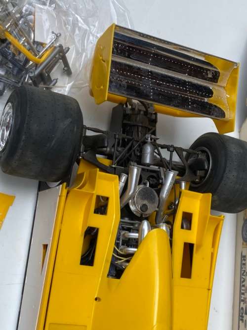 Renault RE20 Turbo - René Arnoux 1980 (Tamiya 1:12)