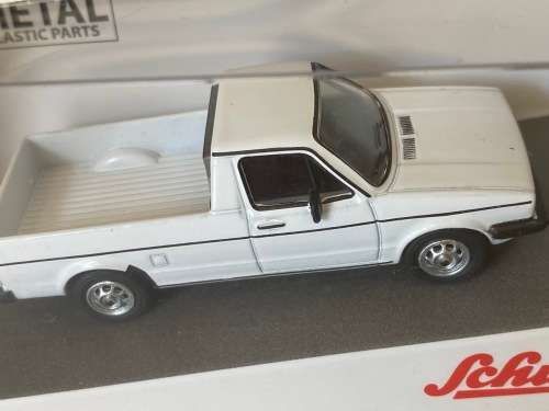 Volkswagen Caddy Bakkie (Schuco 1:64 - new)