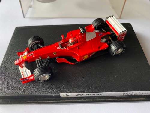 Michael Schumacher - Ferrari F1 2000 World Champion (Hotwheels 1:43)