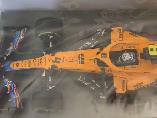 Lando Norris - McLaren 2021 Abu Dhabi GP Special Edition (Spark 1:43)