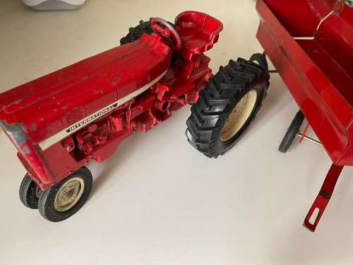Vintage Diecast Tractor [plus Trailer] (Ertl no.415 - made in USA 1:16)