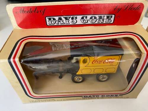 Coca-Cola Horse Drawn Cart D62-D63 (Lledo, Days Gone By, with box +/-1:43 - Made in England)