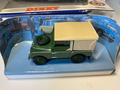 Land Rover 1949 DY-9 (Dinky Matchbox)