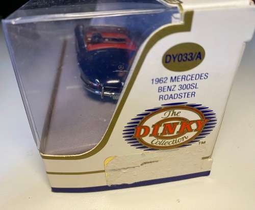 Mercedes Benz 1962 300SL (Dinky Matchbox DY-033/A)