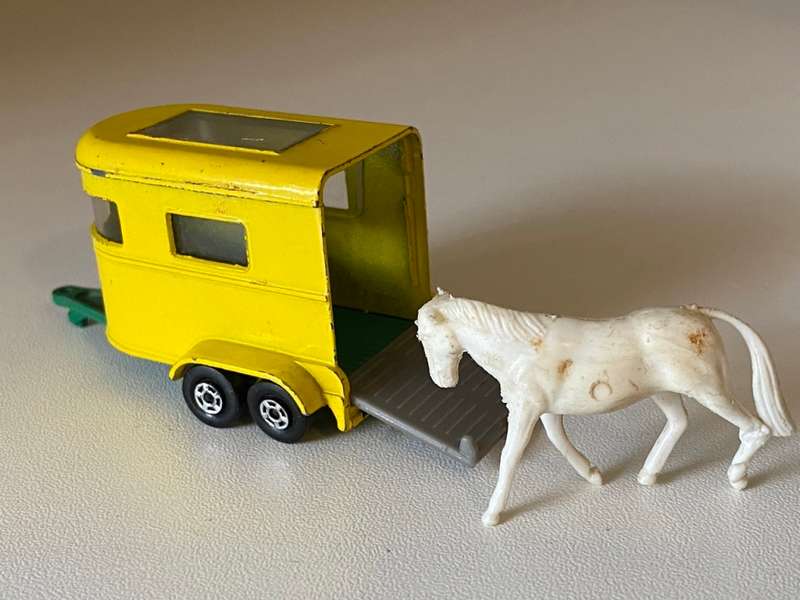 Pony Trailer no.43 (Matchbox Lesney Superfast - Made in England)