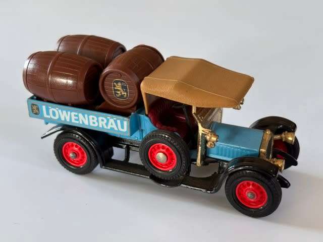 Crossley Beer Lorry (Matchbox Models of Yesteryear 1973 +/-1:47 - Made in England - with box)