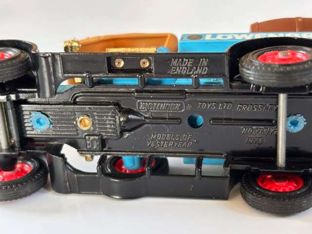 Crossley Beer Lorry (Matchbox Models of Yesteryear 1973 +/-1:47 - Made in England - with box)
