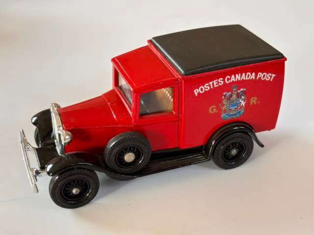Ford Model A `Postes Canada` (Matchbox Models of Yesteryear +/-1:40 - Made in England - with box)