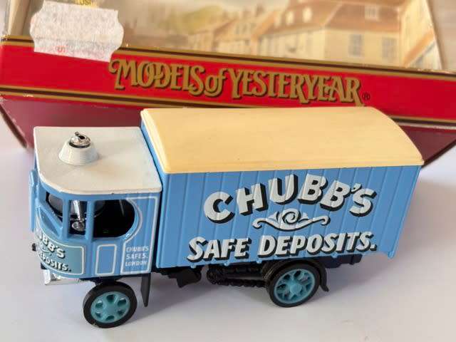 Garrett Steam Wagon `Chubb` (Matchbox Models of Yesteryear 1990 +/-1:64 - with box)