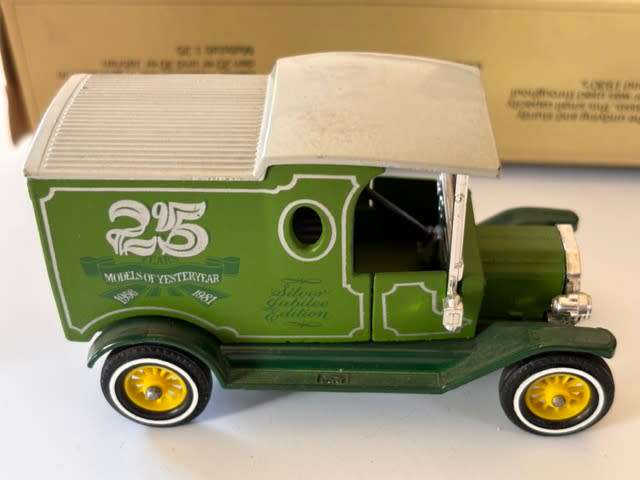 Ford Model T `Yesteryear 25` (Matchbox Models of Yesteryear 1978 +/-1:40 Made in England - with box)