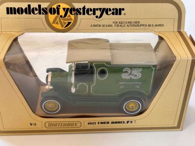Ford Model T `Yesteryear 25` (Matchbox Models of Yesteryear 1978 +/-1:40 Made in England - with box)