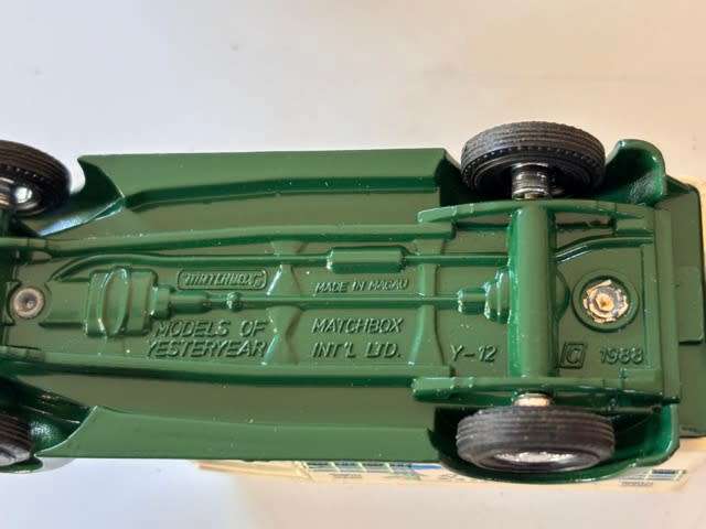 GMC Van `Baxters Soup 1937` (Matchbox Models of Yesteryear 1988 +/-1:43 - with box)