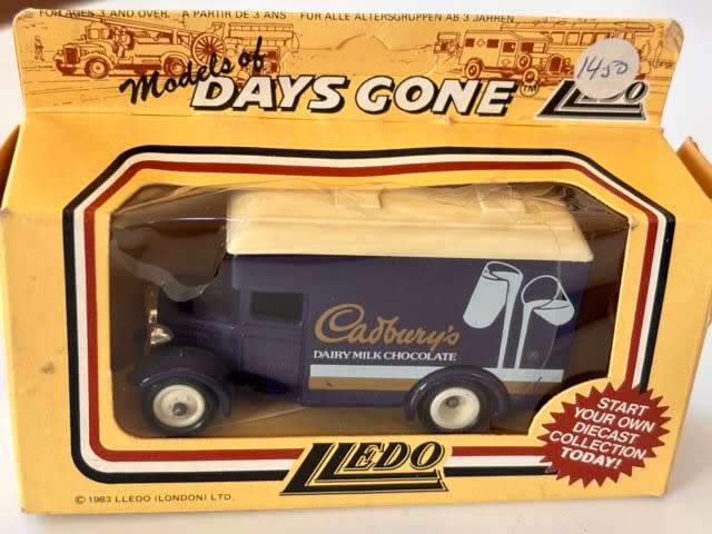 Ford Model A Van `Cadbury`s` (Lledo `Days Gone By` 1980s +/-1:60 - with box)