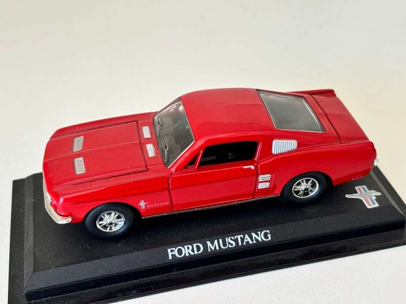 Ford Mustang (Del Prado 1:43)