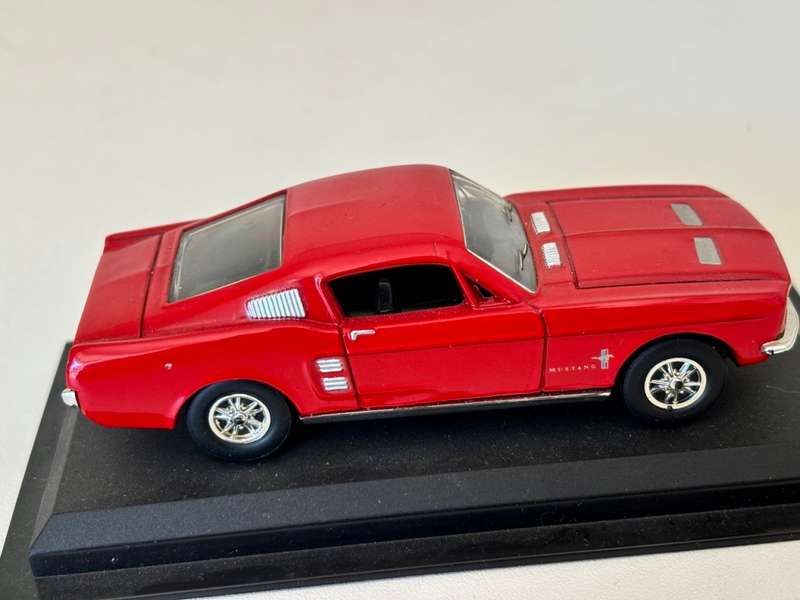 Ford Mustang (Del Prado 1:43)