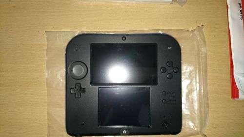 Nintendo 2DS (Black/Blue) - With 2 Games