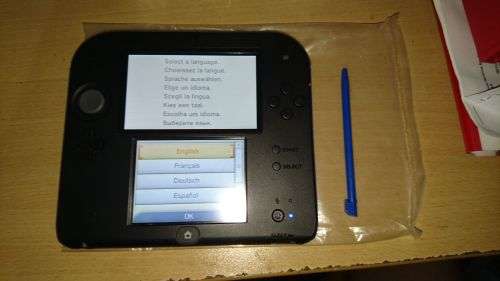 Nintendo 2DS (Black/Blue) - With 2 Games