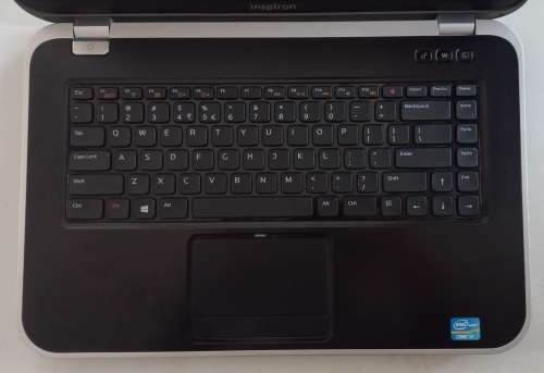 Dell Inspiron 7520 Laptop