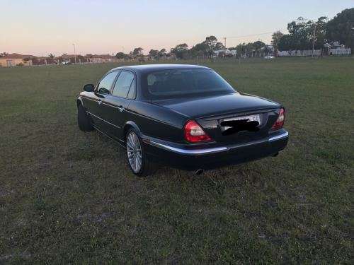 JAGUAR XJR