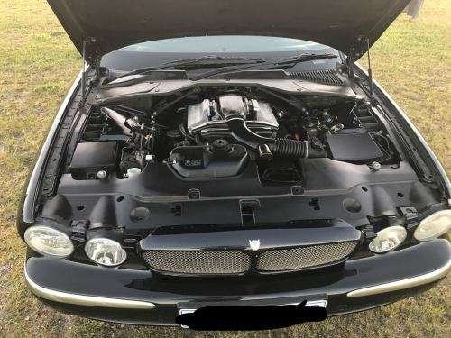 JAGUAR XJR