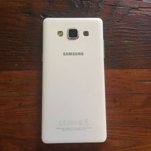 Samsung Galaxy A5 White in extremely good condition