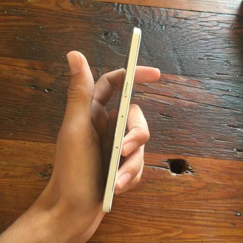 Samsung Galaxy A5 White in extremely good condition
