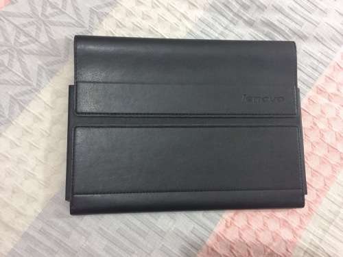 Lenovo YOGA Tablet 2 in perfect condition with leather cover