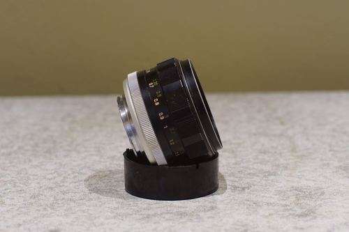 MINOLTA 58MM F1.4 LENS Scratch