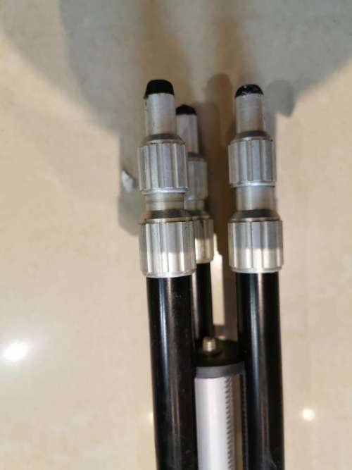 Antique tripod tripod