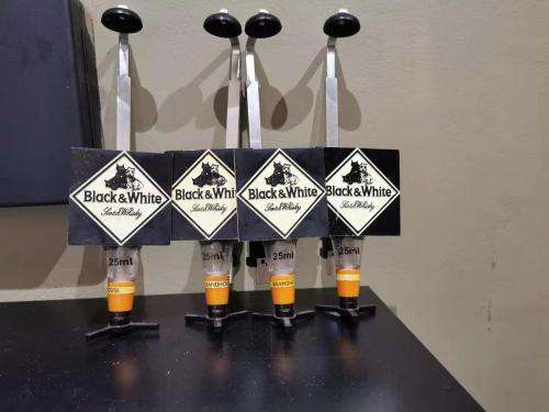 4*liquor dispenser