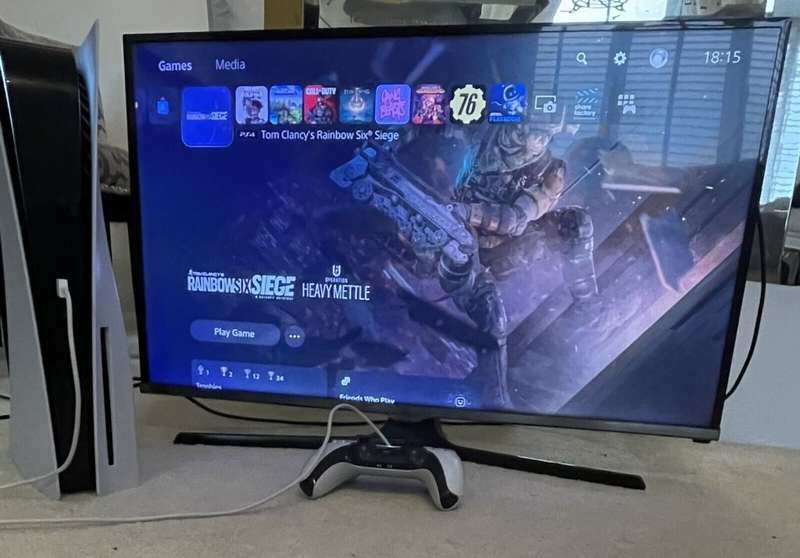  Sony Playstation 5 Console Disc Edition PS5 4K HDR 825GB 8k Blu Ray Excellent