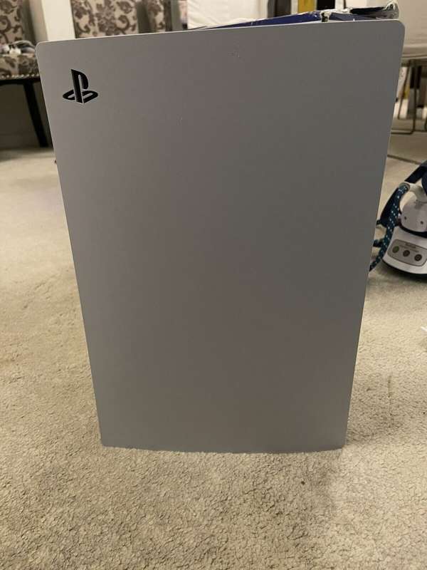  Sony Playstation 5 Console Disc Edition PS5 4K HDR 825GB 8k Blu Ray Excellent