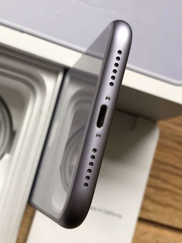 Apple iPhone 11 Purple - Unlocked - Good Condition