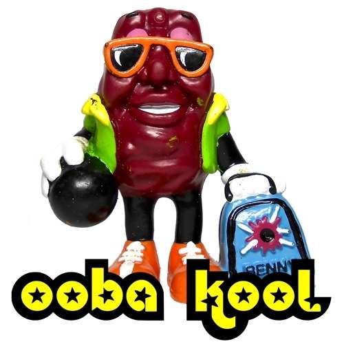 THE CALIFORNIA RAISINS / BOWLING BENNY / Vintage OobaKool Figurine