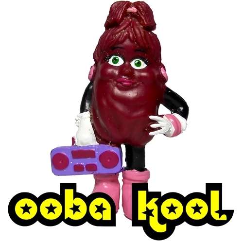 THE CALIFORNIA RAISINS / BEATBOX GAL / Vintage OobaKool Figurine