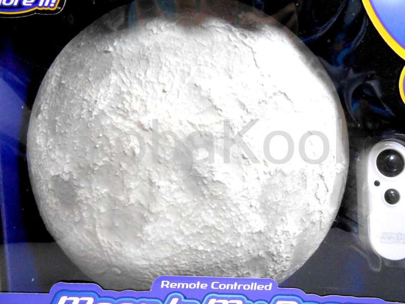 MOON IN MY ROOM / UNCLE MILTON - REMOTE CONTROLLED LIGHT-UP MOON / OobaKool