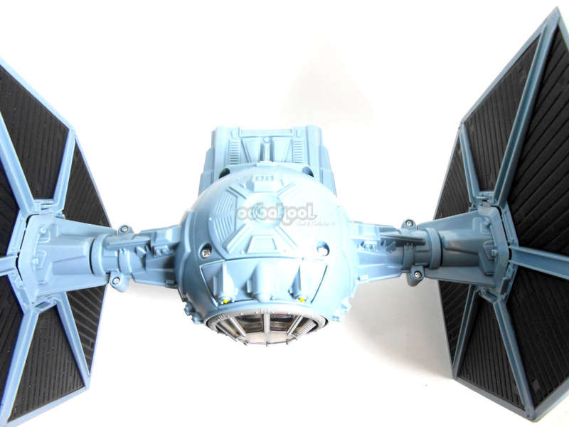 SALE!! - STAR WARS / TIE FIGHTER WITH EJECTING SOLAR PANEL WINGS / 1995 KENNER / BIB / OobaKool