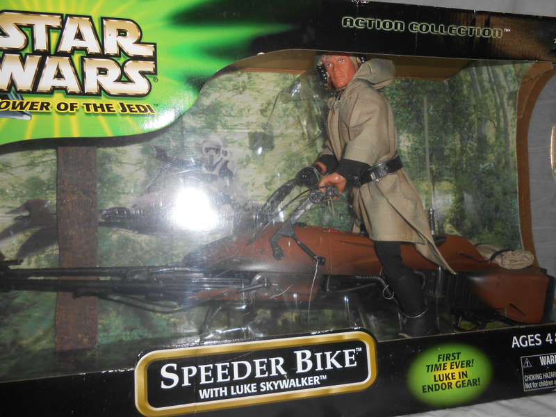 Star Wars / Speeder Bike with Luke Skywalker / 2001 Hasbro POTF 12 Inch Figure + Vehicle / NIB