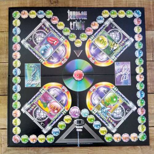 DINNER PARTY COLLECTION | JUKEBOX TRIVIA BOARD GAME + 4 Retro Vinyl LP Record Placemats | Gift Set