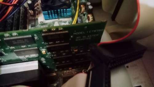 Vintage Windows 98 gamming PC