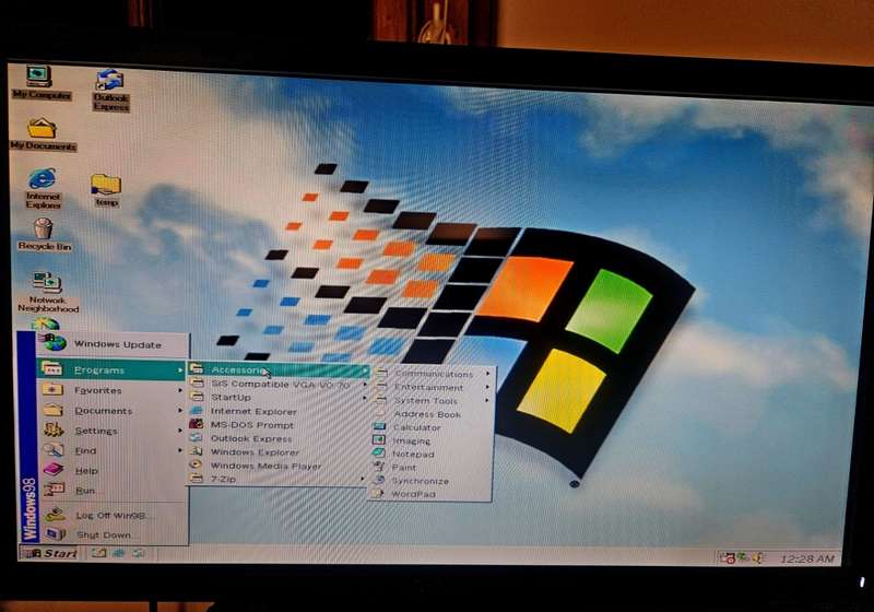 Micro Windows 98 Computer