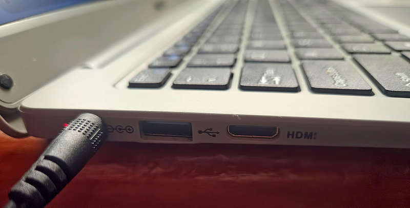 Mecer CA14DO3 Windows 11 Laptop