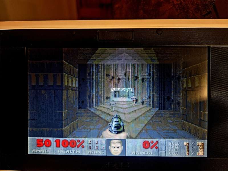 Asus Eee-PC DOS Gaming Netbook Please read Details below.