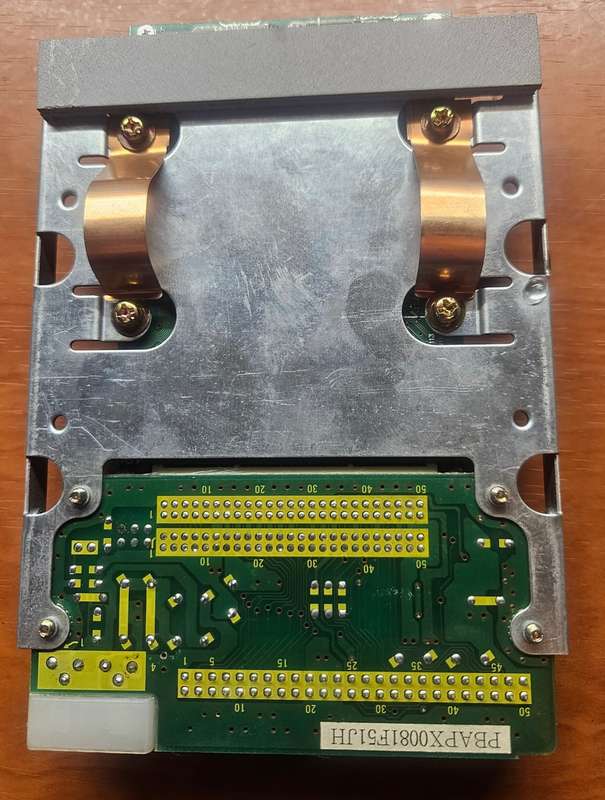 Vintage 2.5" SCSII Drive. 106Mb Toshiba HDD2245 mounted in 3.5" adaptor.