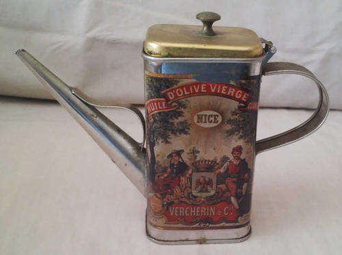 OLIVE OIL CAN
